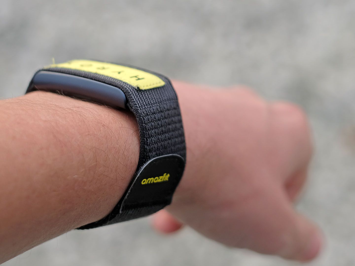 Amazfit Helio Strap review: This screenless budget tracker offers