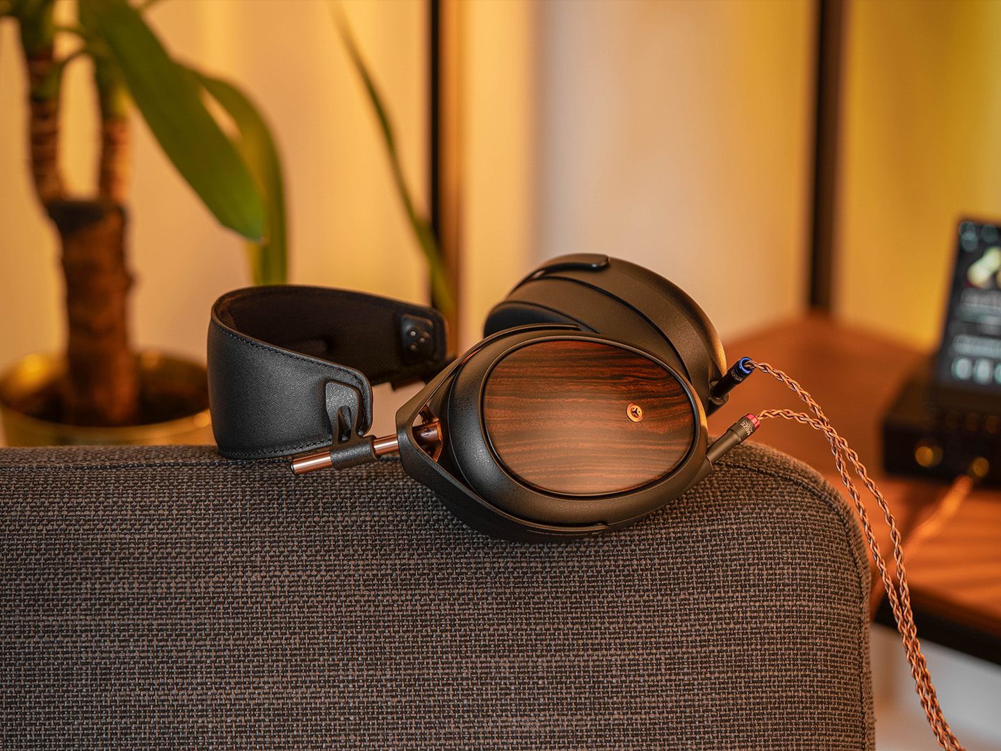 【試聴のみ】MEZE LIRIC II リリック 試聴のみ】MEZE LIRIC II リリック