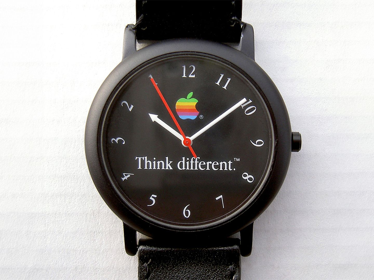 可動品 Think Different 逆回転時計Apple Watch 可動品 Think Different 逆回転時計Apple Watch