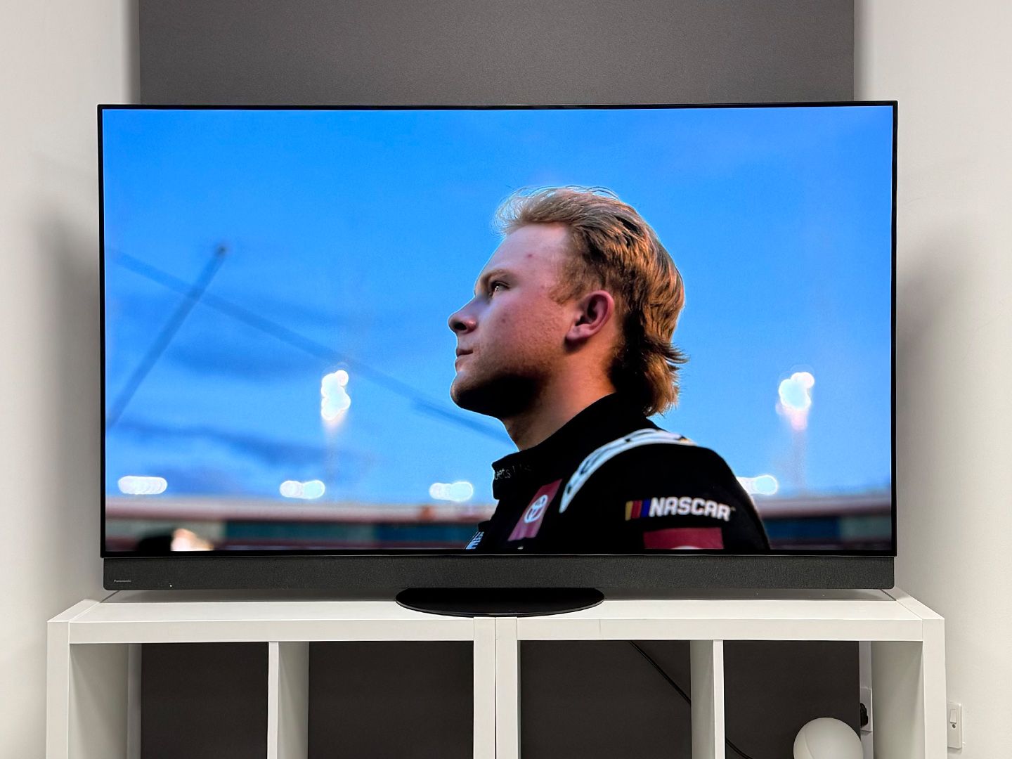 The five-star Panasonic Z95B OLED TV has dropped to a record-low