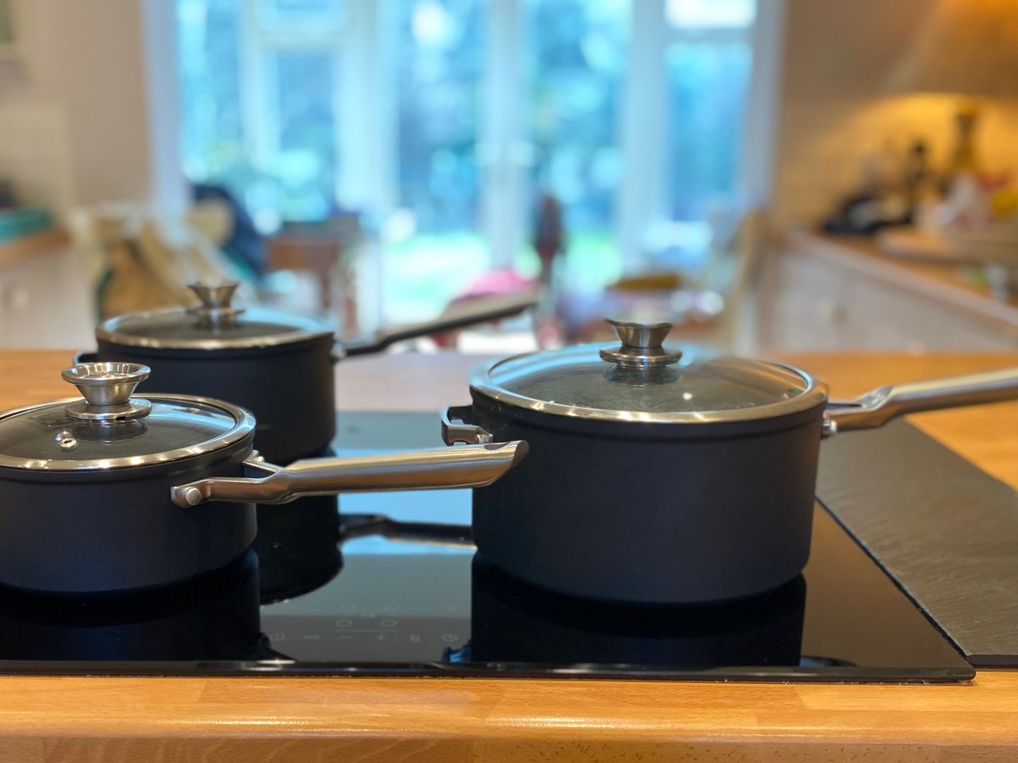Ninja ZEROSTICK Stackable 3-Piece Saucepan Set C53000UK review
