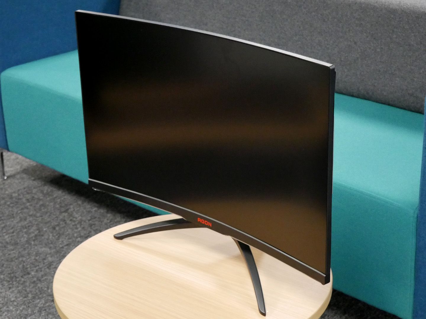 ゲーミングモニター AOC  AG322QC4 32 31.5インチカーブド Amazon.co.jp: AOC ゲーミングモニター AG322QC4/11(31.5インチ