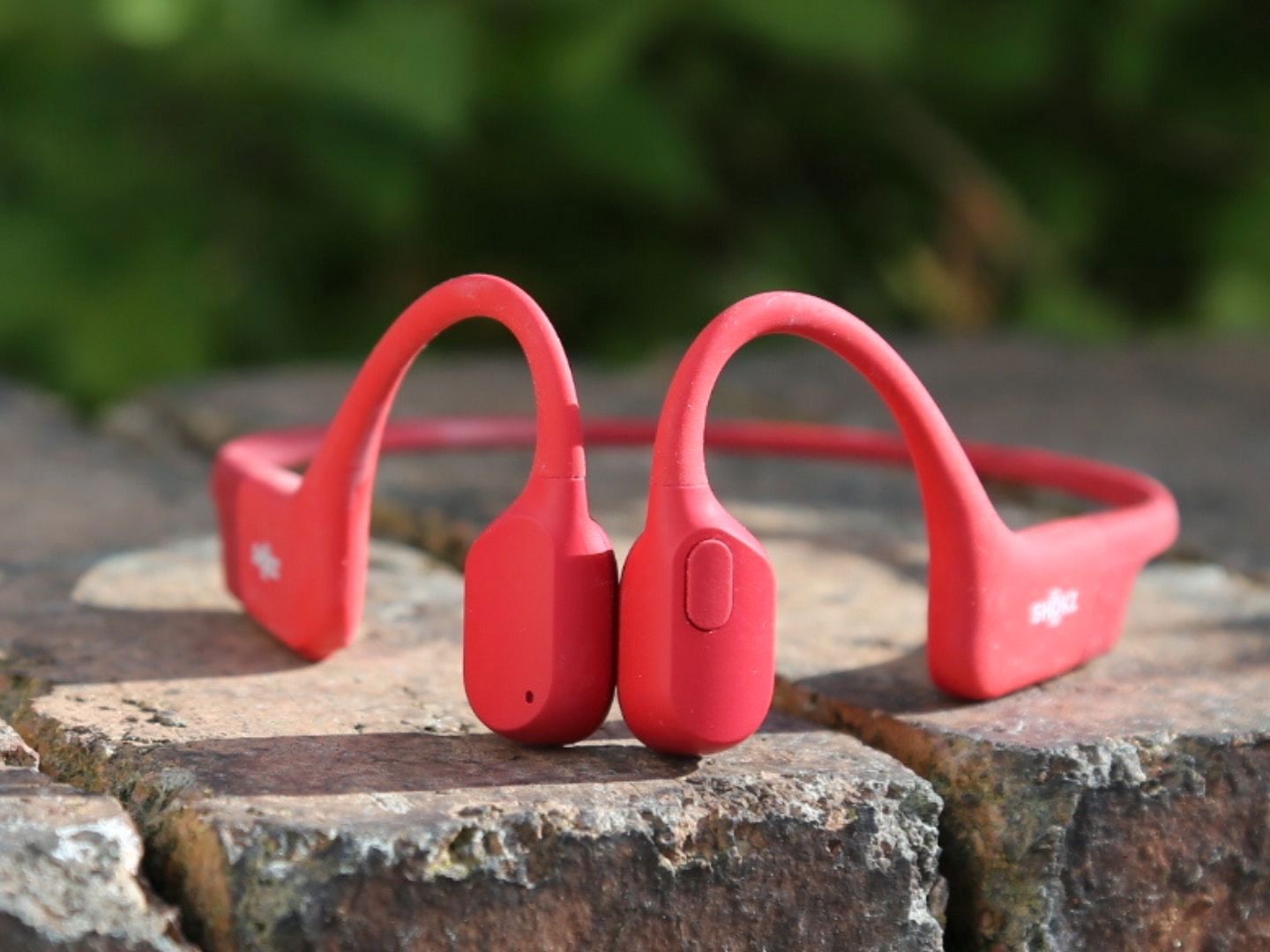 AFTERSHOKZ AFT-EP-000008 RED 骨伝導ワイヤレスヘッドホン（ブルー