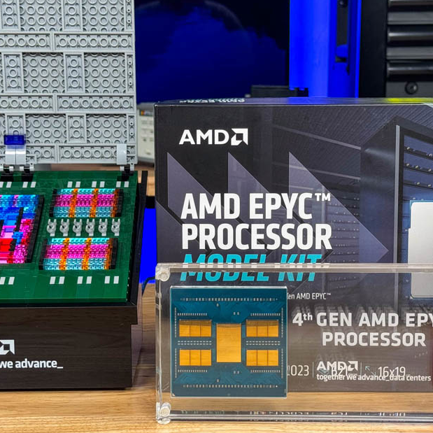 AMD CPU　4個セット AMD has a limited edition 4th Generation EPYC Genoa Lego model kit