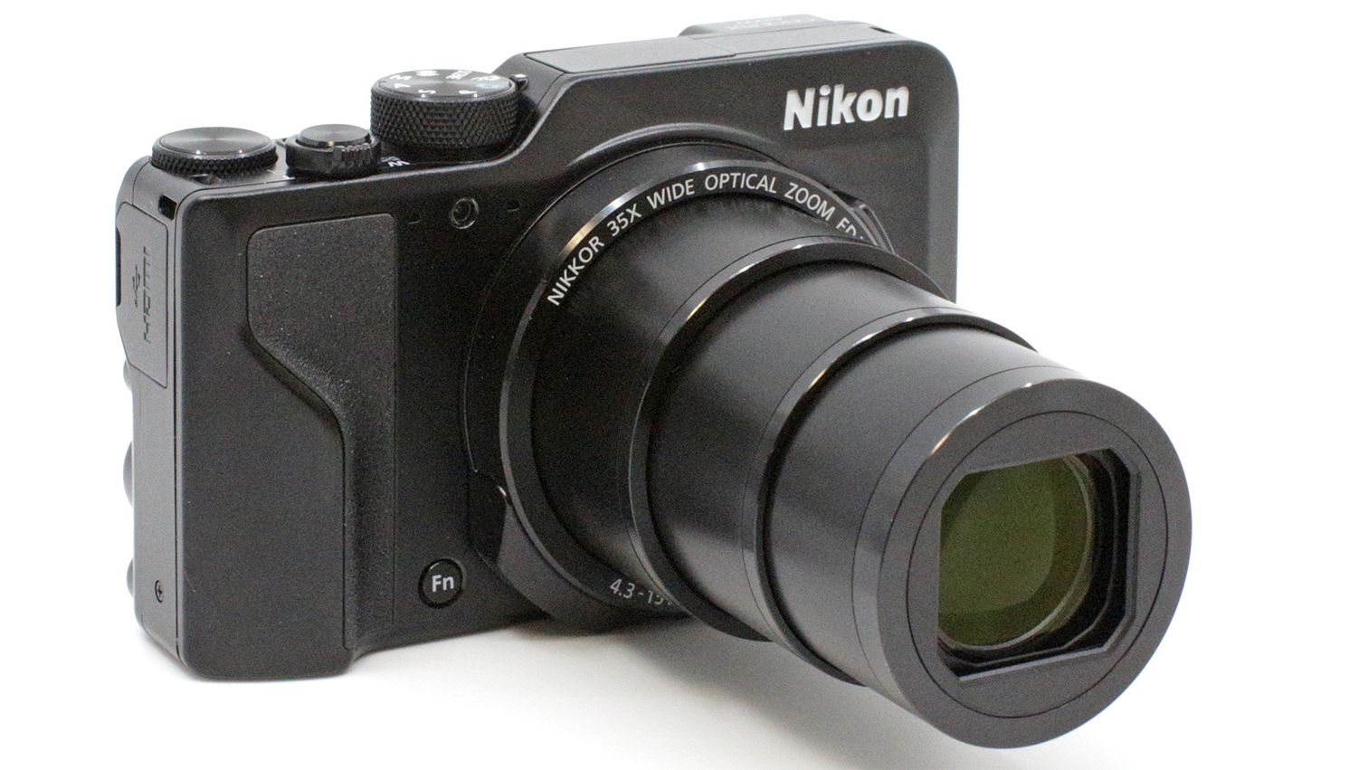 ニコン　Nikon COOLPIX A1000 Amazon.com : Nikon Coolpix A1000 20.1 MP Point & Shoot