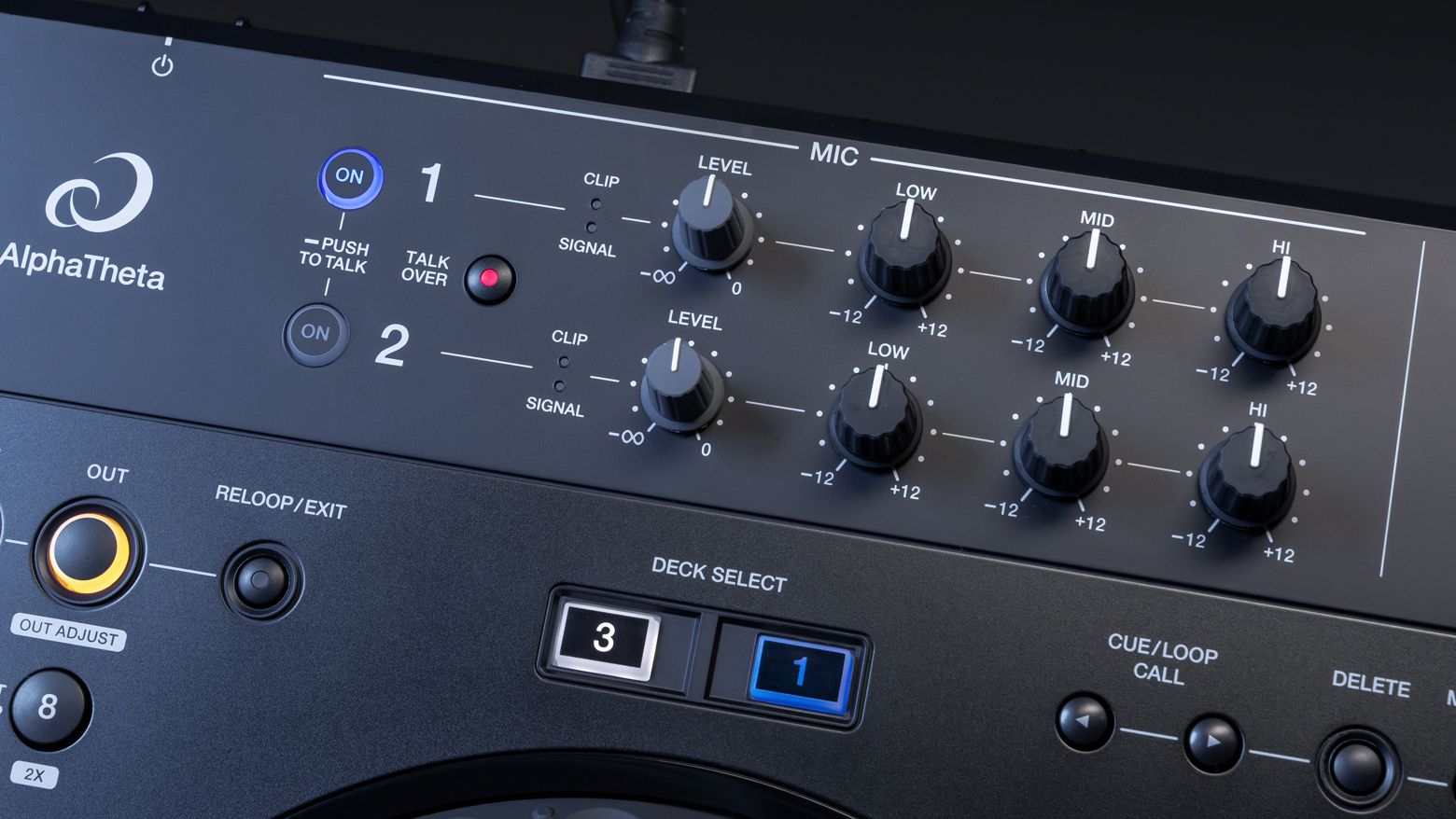 Mixing on the XDJ-AZ is a hugely rewarding experience, with