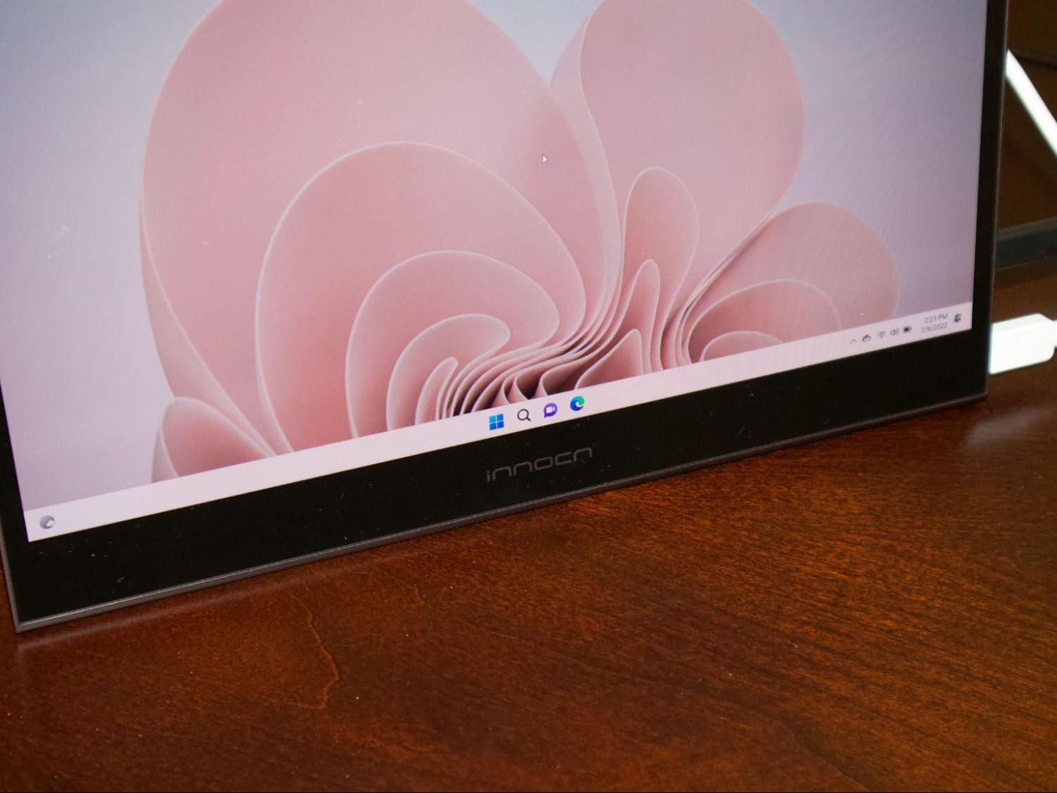 INNOCN 13.3 インチ OLED ポータブル モニター 13A1F Amazon.com: INNOCN 13.3-Inch OLED Portable Laptop Monitor