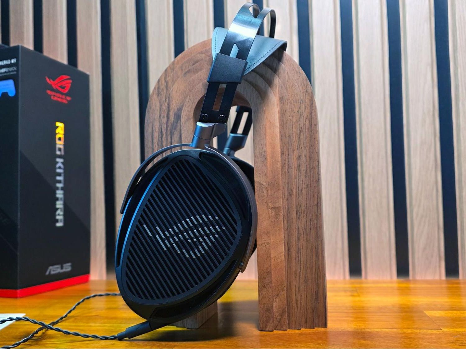 Asus teams up with HiFiMan for planar magnetic ROG Kithara gaming