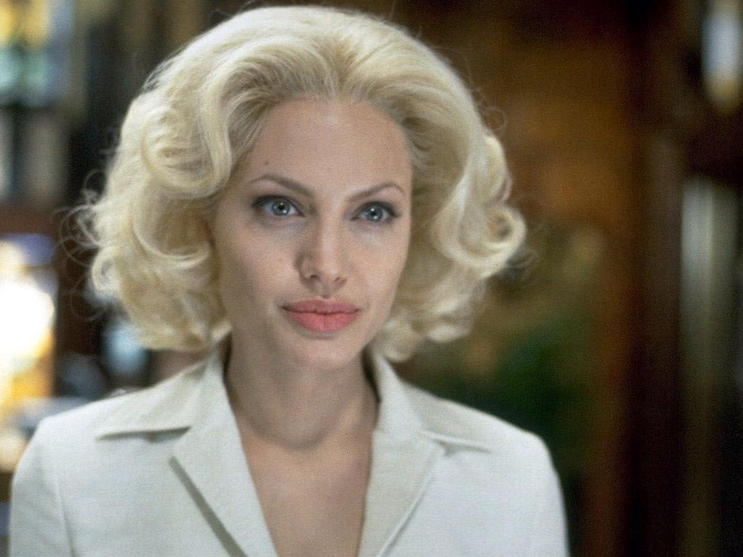 Anjelika gangbatga tushdi (porno)