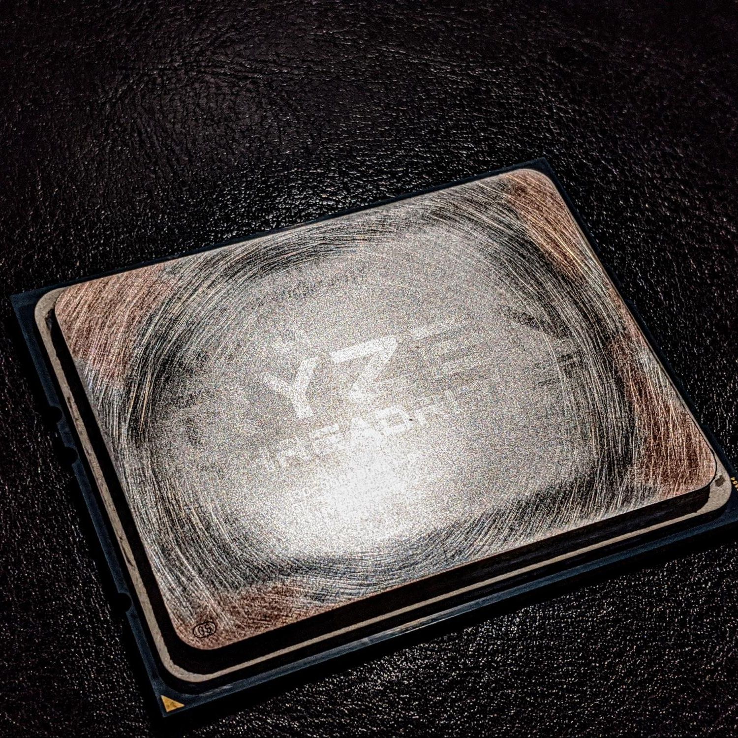 たくと AMD Threadripper 3990X: How I set 10 Overclocking Records | Tom's