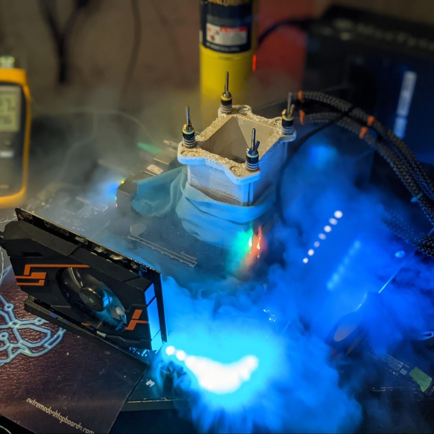 How I Blasted Intel's Rocket Lake Core i9-11900K to 7.14 GHz On
