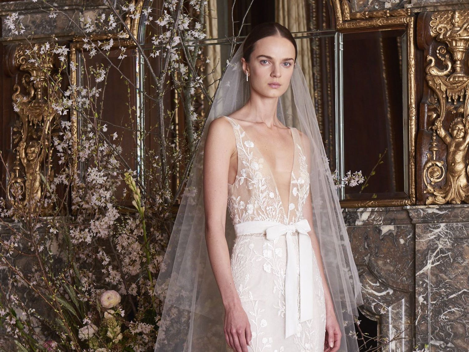 fall 2019 wedding dresses Oscar de la Renta Fall 2019 Bridal Collection