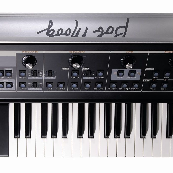楽器 MOOG  LITTLE PHATTY 2 KitMonsters – Moog Little Phatty Stage II. The music makers' guide