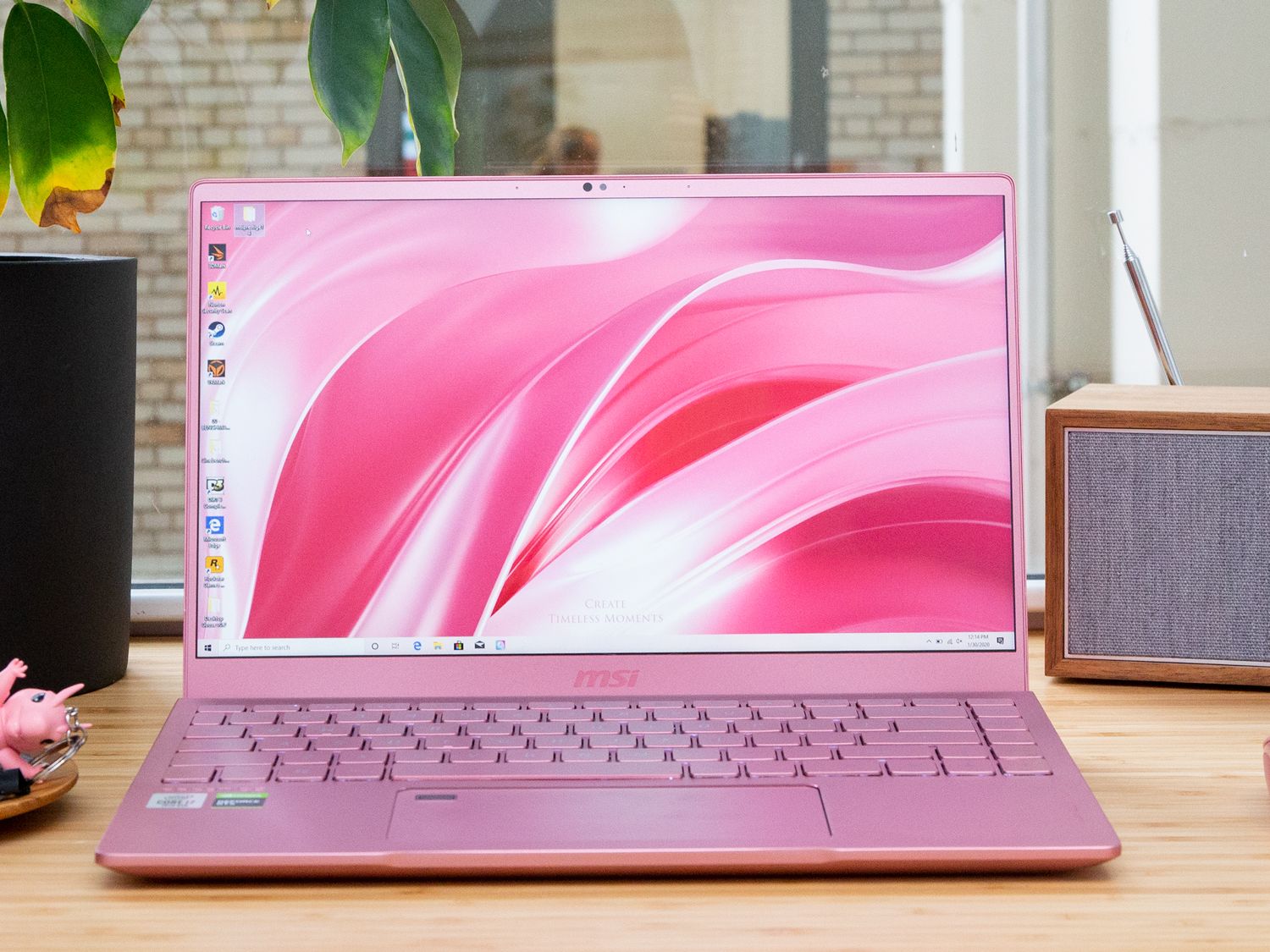 MSI Prestige 14 Review: Think Pink | Tom's Hardware