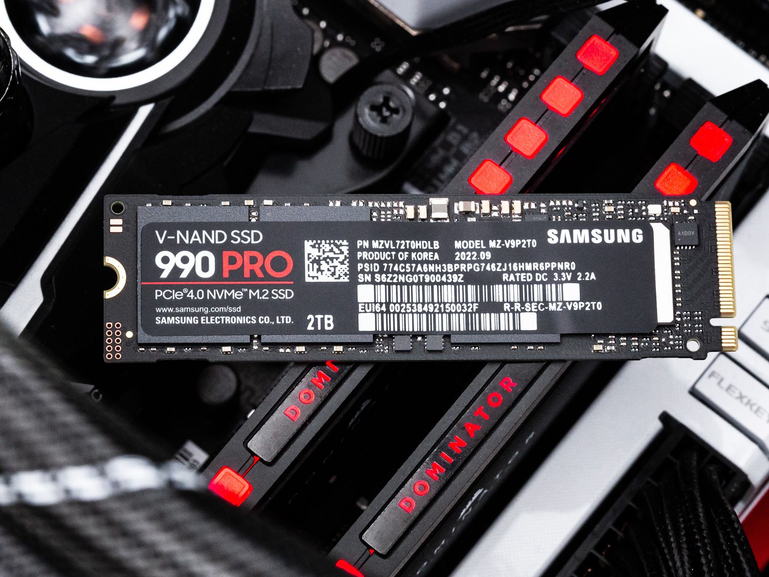 Samsung 990 PRO 2TB PCIe 4.0 M.2 SSD ① Samsung 990 Pro 2TB PCIe 4.0 NVMe SSD review | PC Gamer