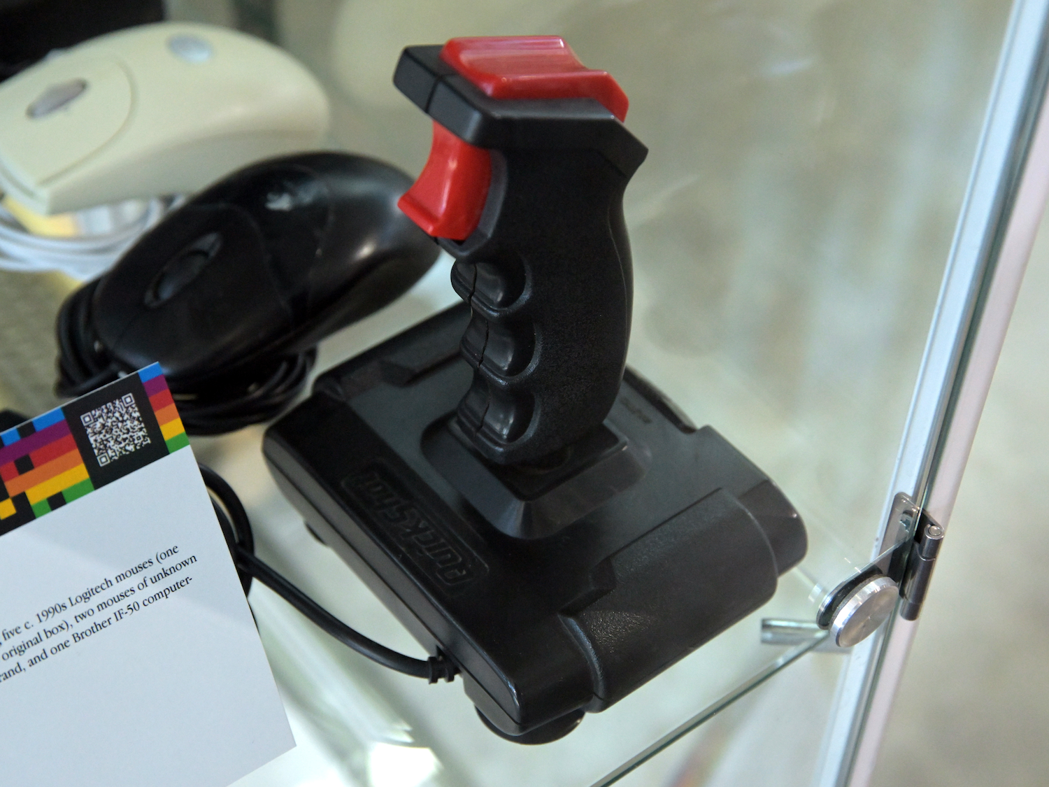 42-year old QuickShot II joystick gets an era-appropriate revival