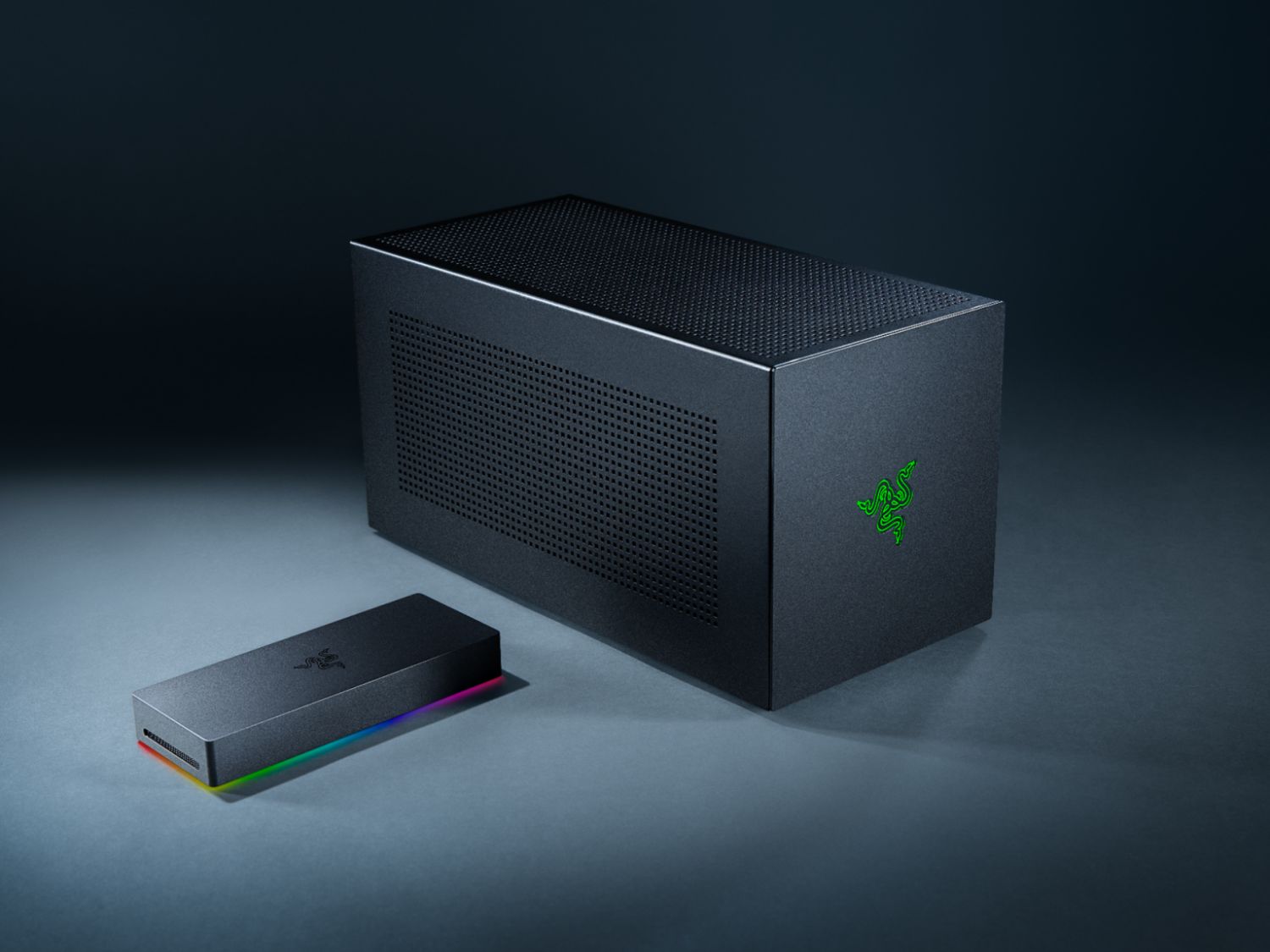 ジャンク　RAZER CORE X eGPU BOX Amazon | Razer Core X Chroma 外付けGPU(eGPU)BOX ThunderBolt