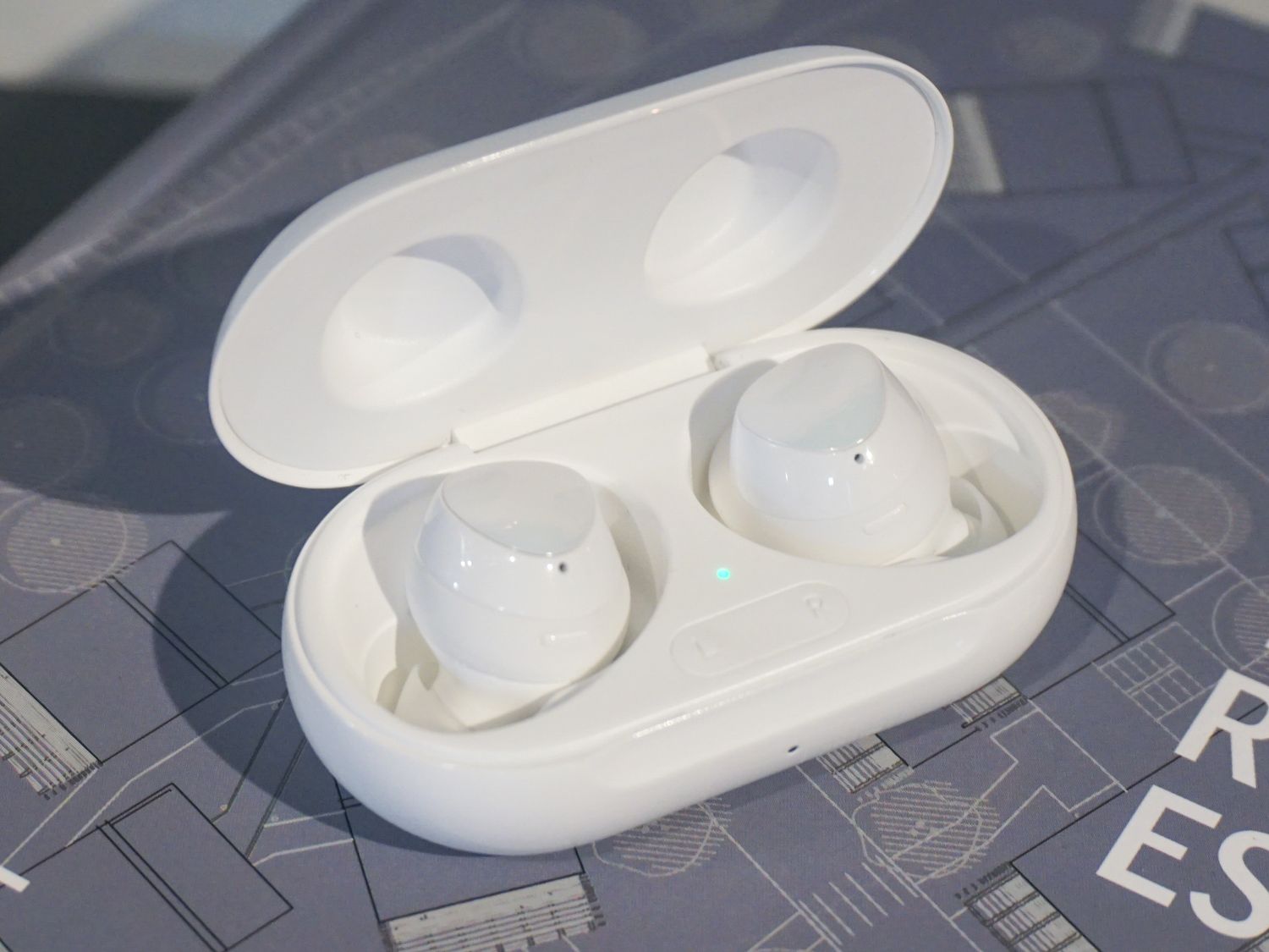 Galaxy - GALAXY Buds plus ホワイト Amazon.com: Samsung Galaxy Buds+ True Wireless Earbud