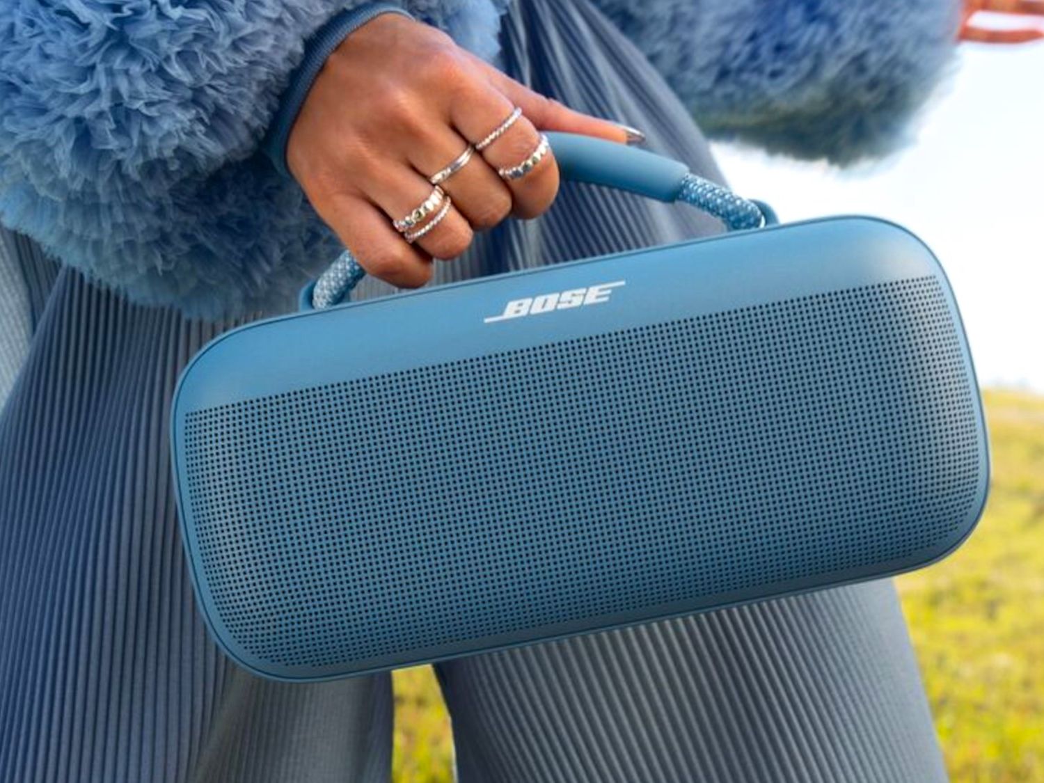 【美品】BOSE SOUNDLINK  Amazon.com: Bose SoundLink Color Bluetooth Speaker (Black