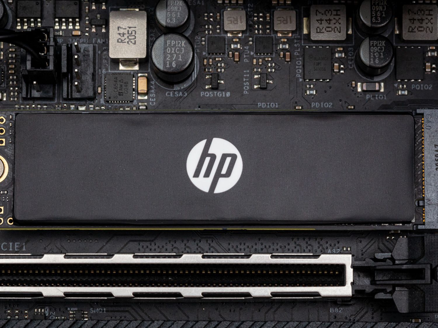 HP SSD FX900 Pro☆M.2☆4TB☆最大読み込み7400MB/s HP FX900