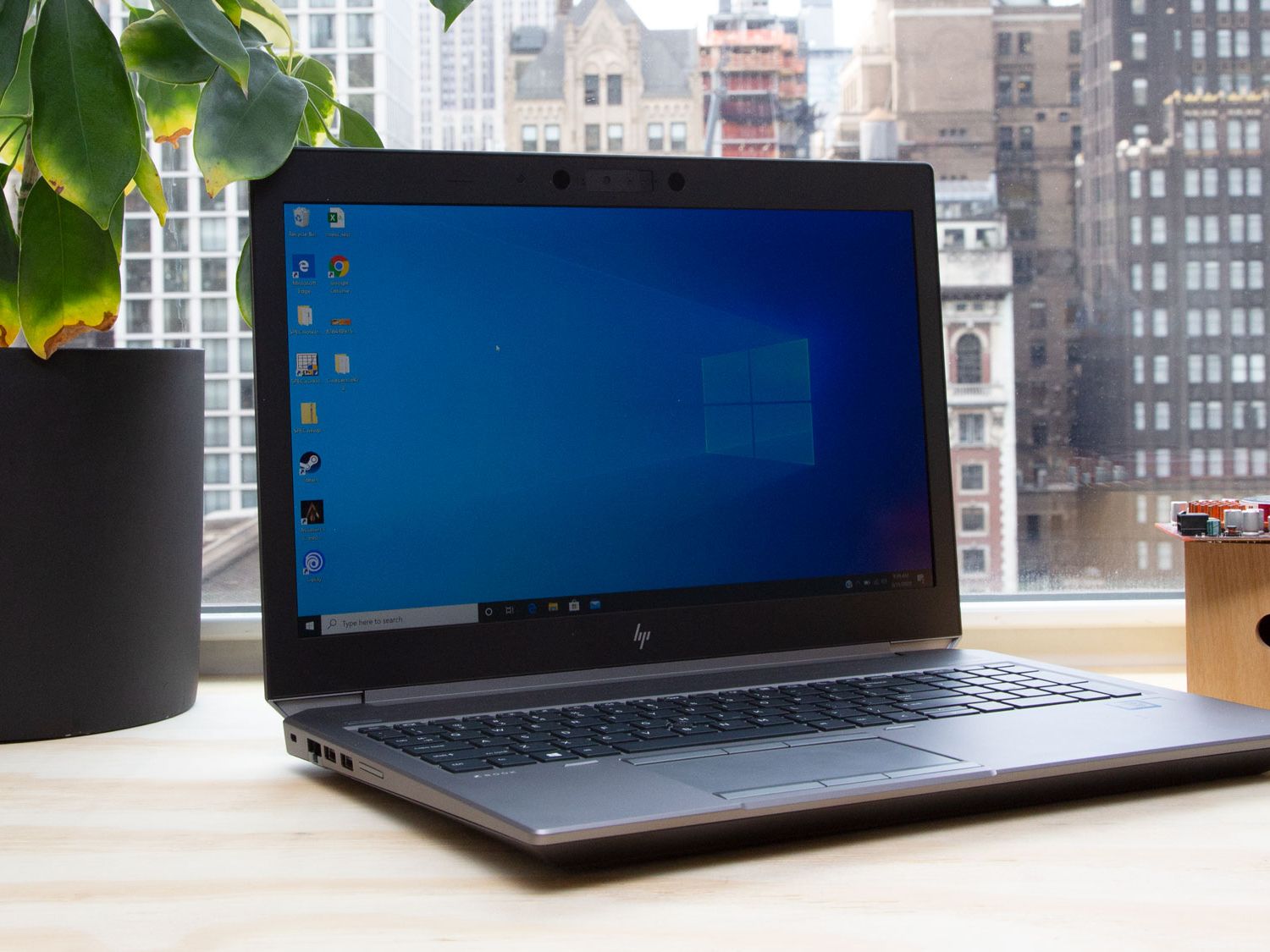 HP ZBook 15 G6 Review: Maxxed Out Workstation | Tom's Hardware