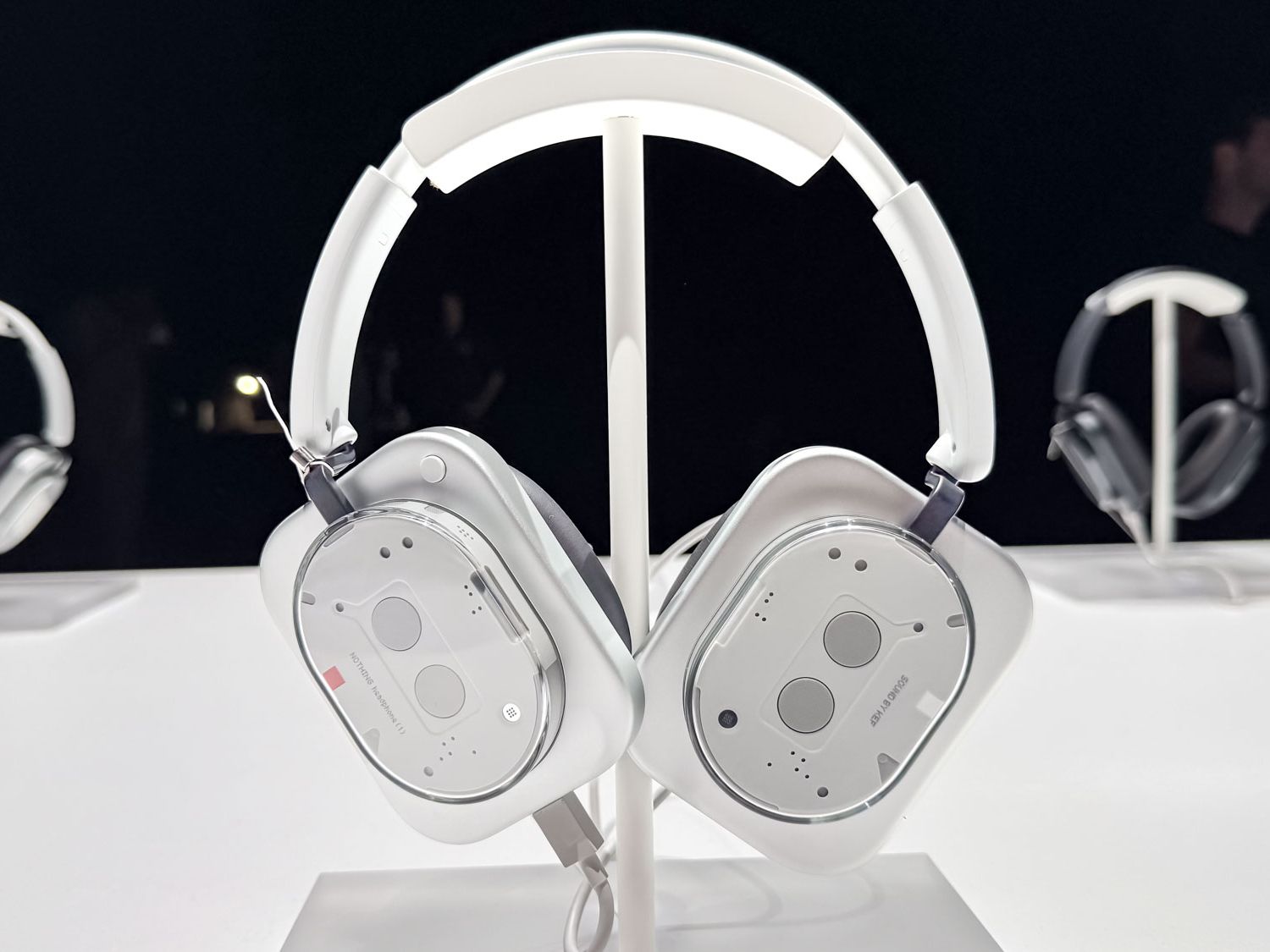 【美品】Nothing Headphones 1 Amazon.com: Nothing Headphone (1) Hybrid Active Noise