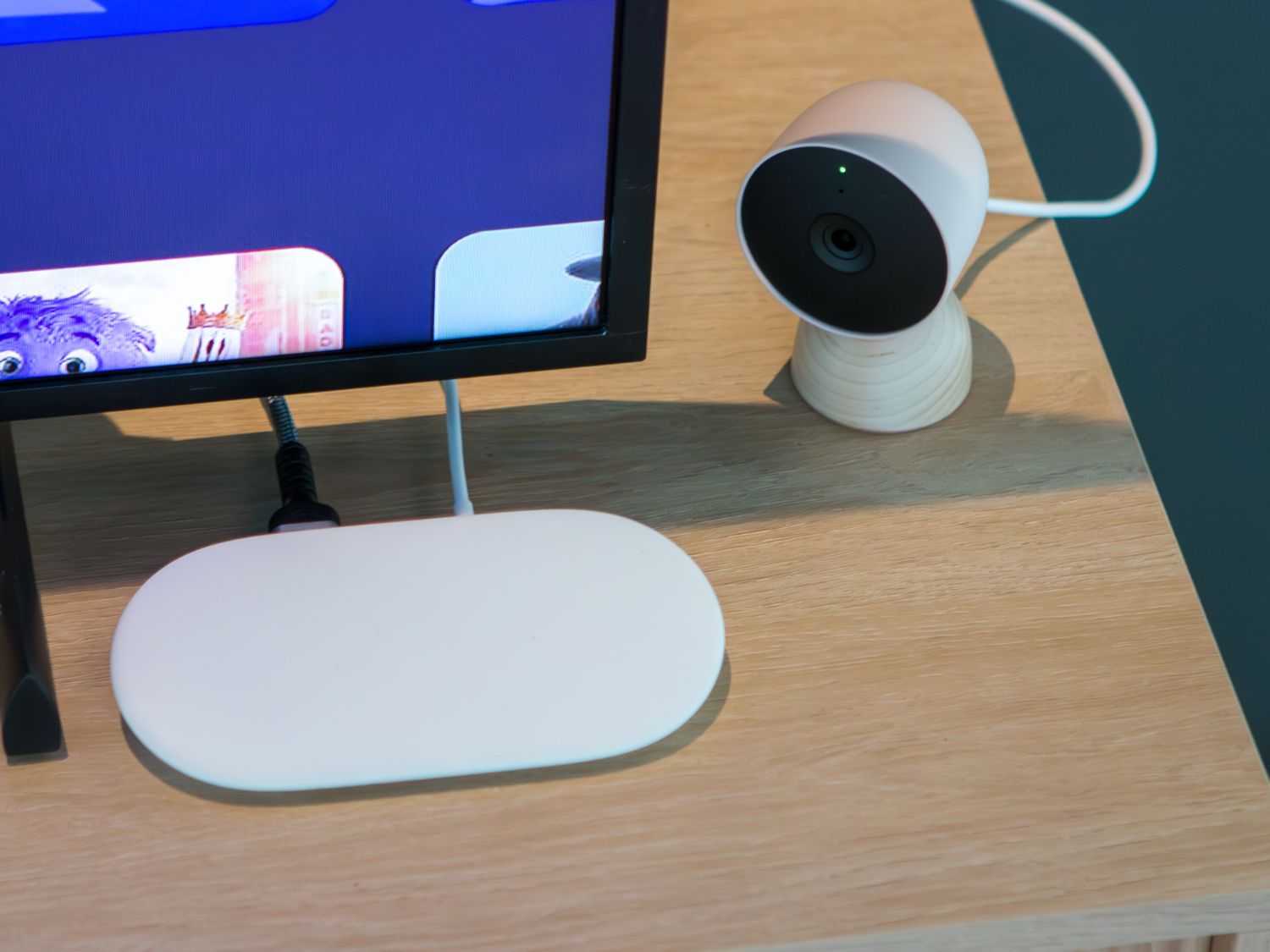 【値下げ不可】Google Nest Cam (屋内用) zCJAyKaEZHWppcZcezhaFM.jpg