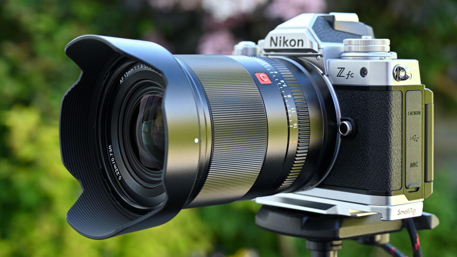 VILTROX ビルトロックス　AF 13mm F1.4 Z ニコンZ Viltrox AF 13mm F1.4 APS-C Lens for Nikon Z-Mount – Viltrox