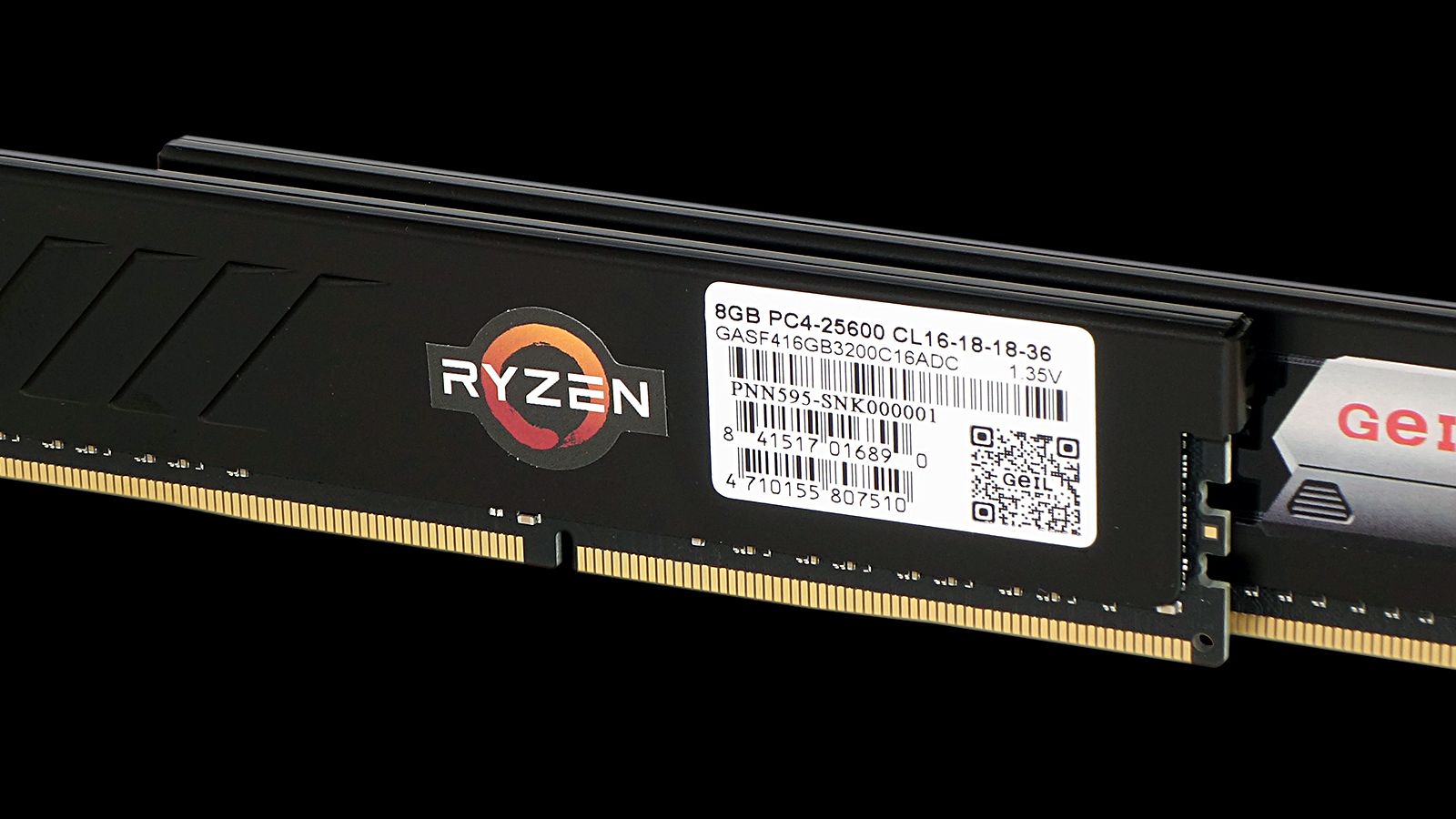 メモリー GeIL Evo Spear DDR4 3200MHz 16GB NGXuMBY9EJcZZhprxr6QEK.jpg