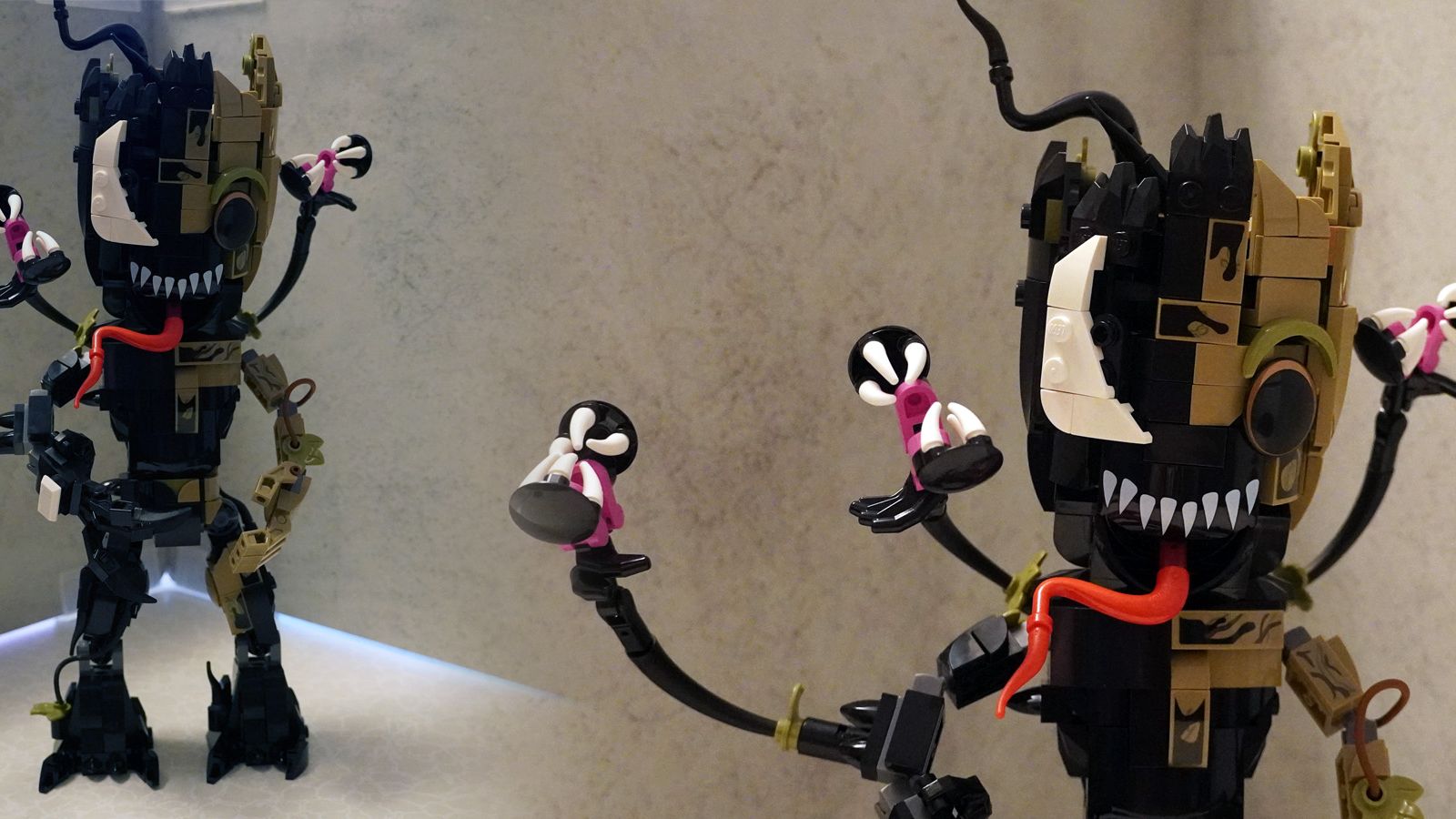 Lego Marvel Venomized Groot review | Space