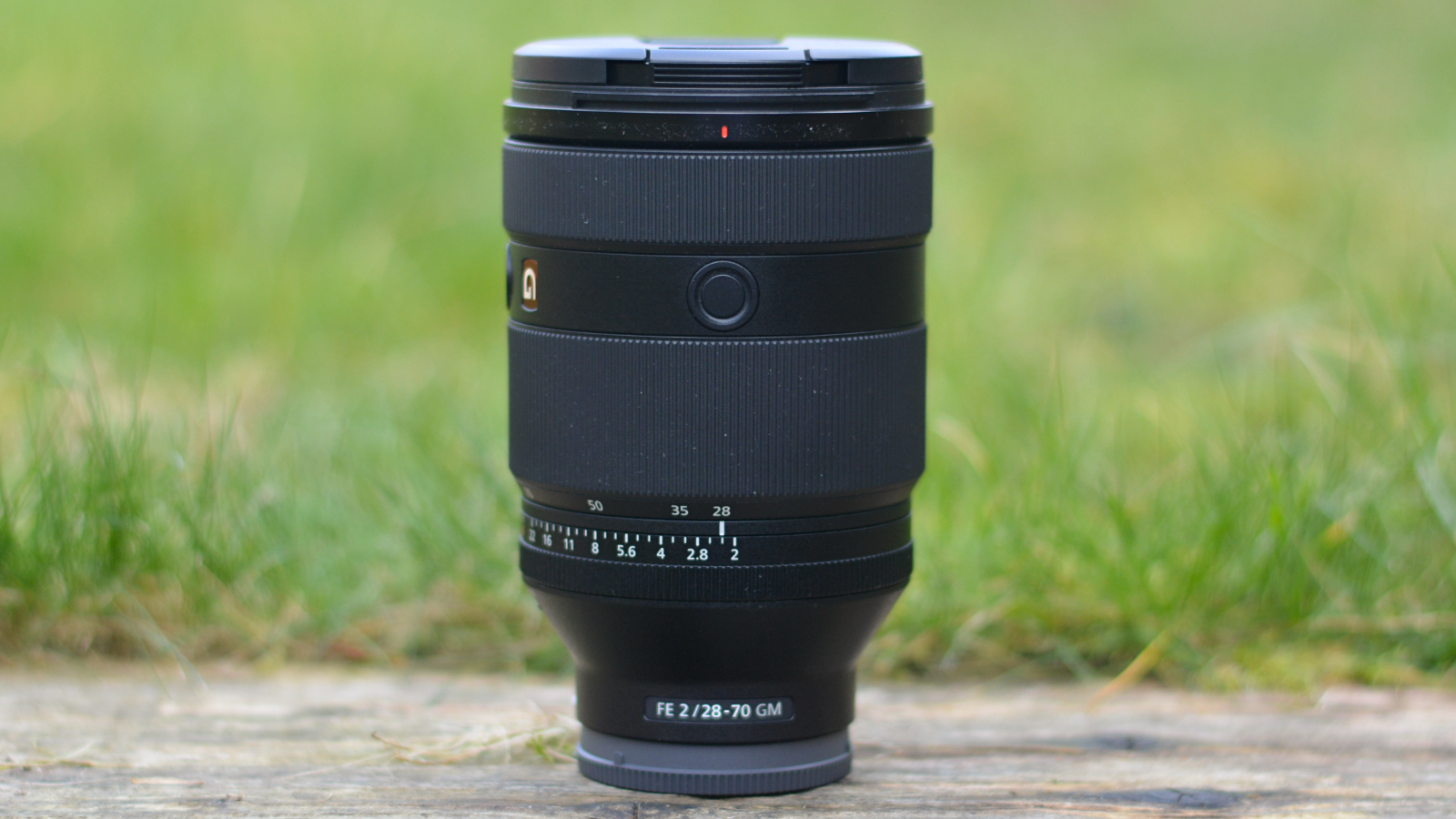 【ずおう出品】FE 28-70mm f2 GM Amazon.com : Sony FE 28-70mm F2 GM Lens Black : Electronics