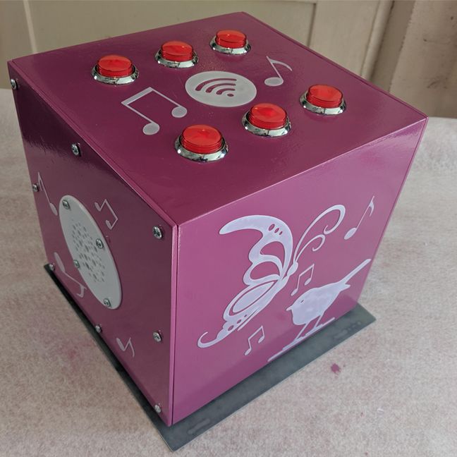 DIY Jukebox Jams Out With a Raspberry Pi | Tom's Hardware