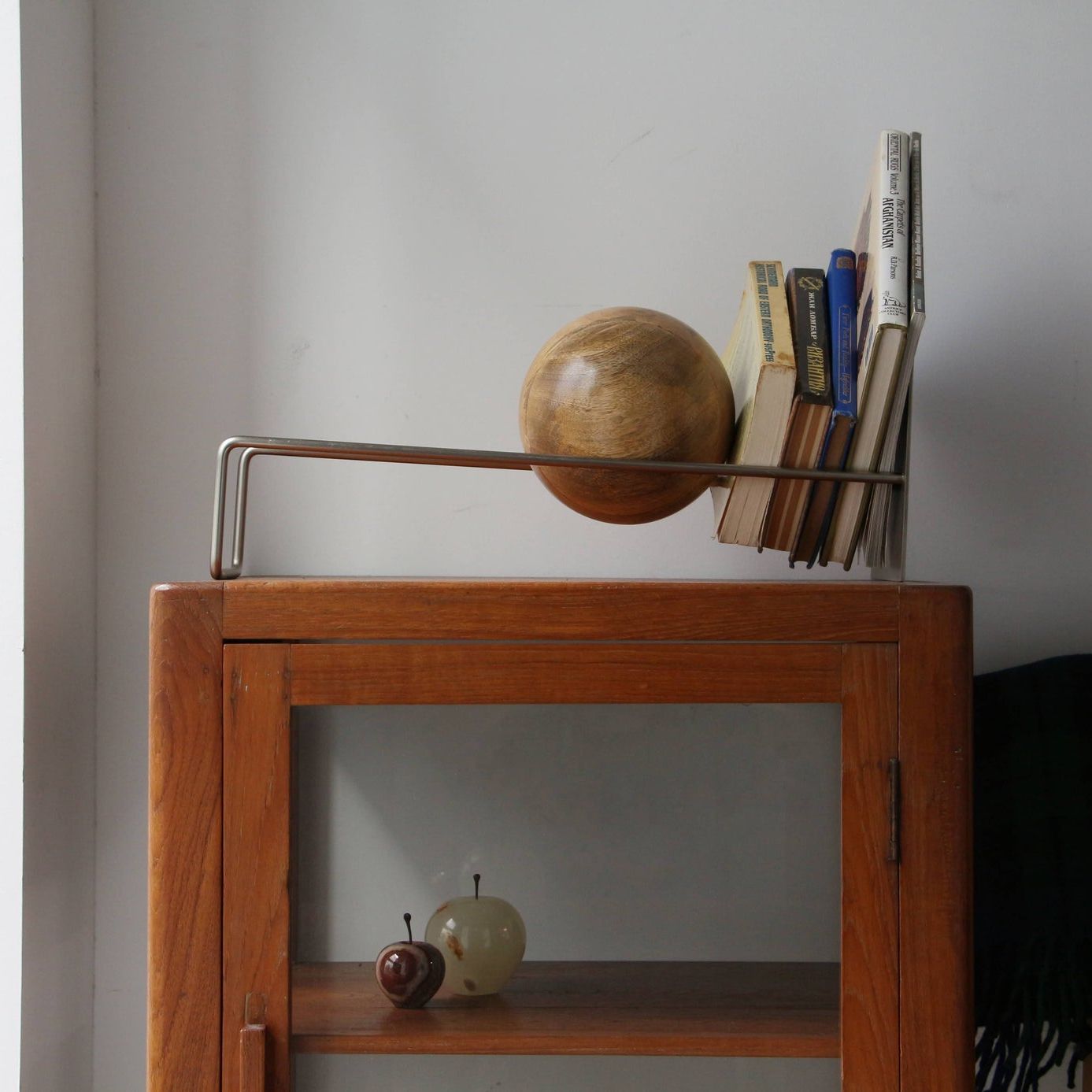 DETAIL, Slope Bookend