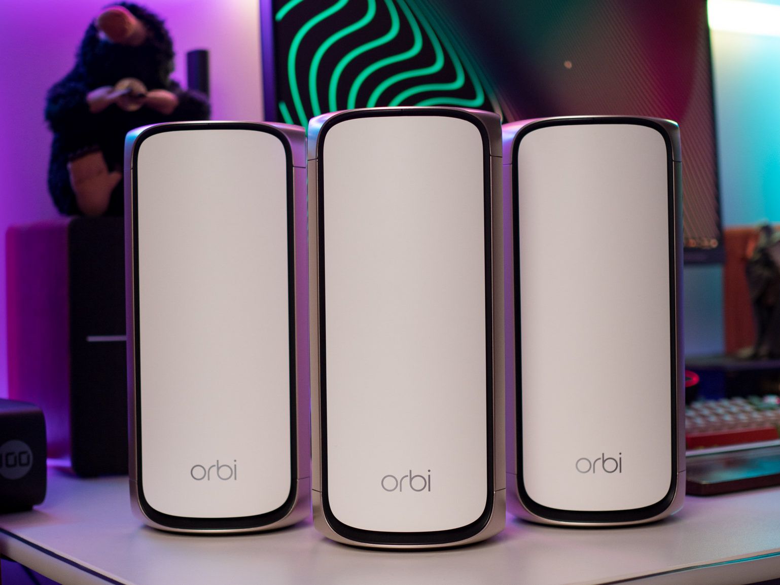NETGEAR Orbi 9 RBKE963B 黒3白1計4台 ほぼ未使用 Amazon | NETGEAR