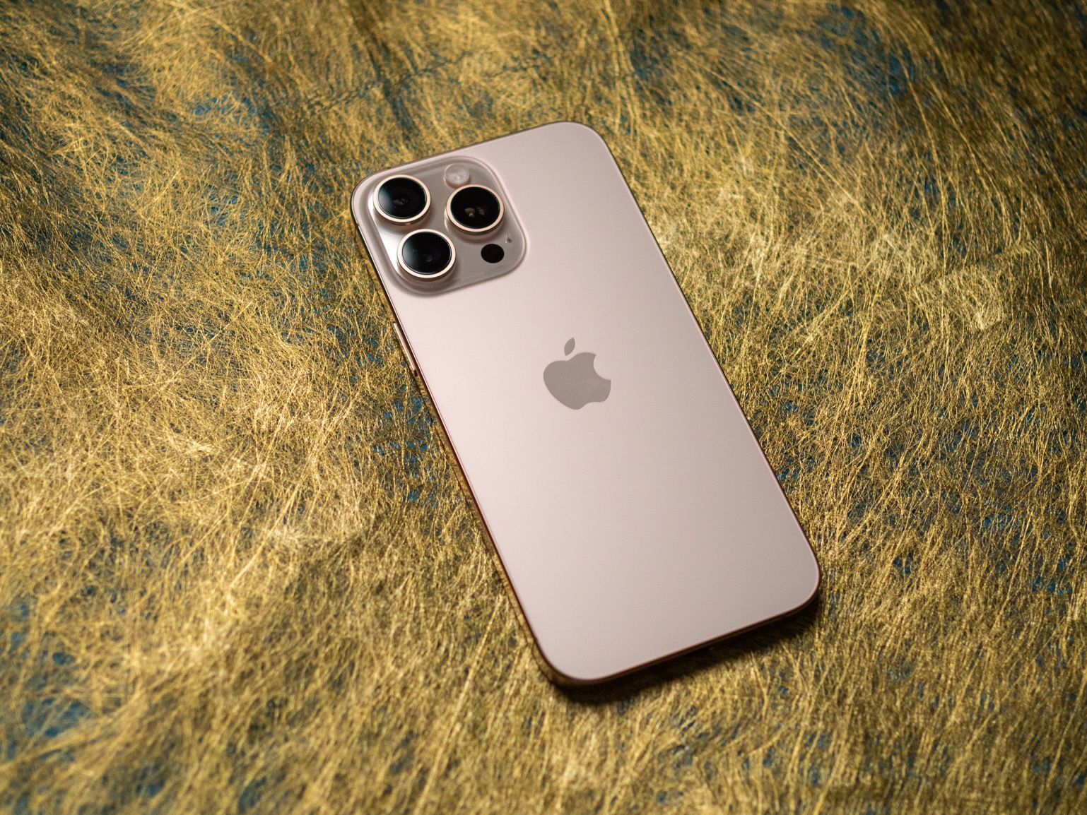 Apple iPhone 16 Pro 128GB ゴールド 電池100% Apple iPhone 16 Pro 128GB Unlocked Excellent Condition | eBay