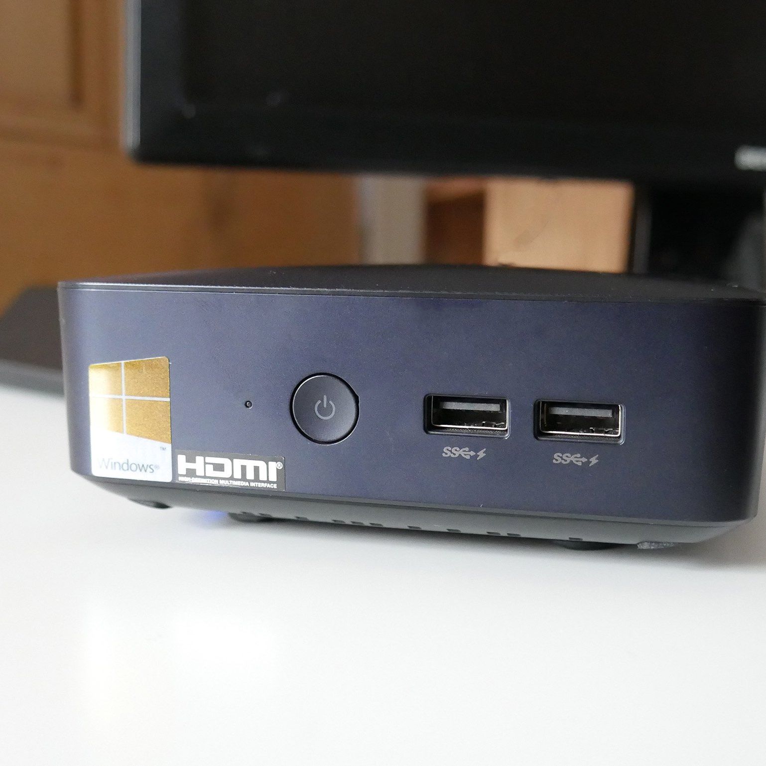 ASUS - ASUSコンパクトデスクトップPC UN65 VivoMini ASUS VivoMini UN65 review: This tiny PC packs a big punch