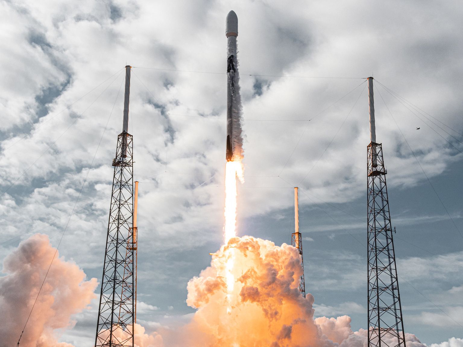 SpaceX's Falcon 9: Rocket for the Dragon | Space