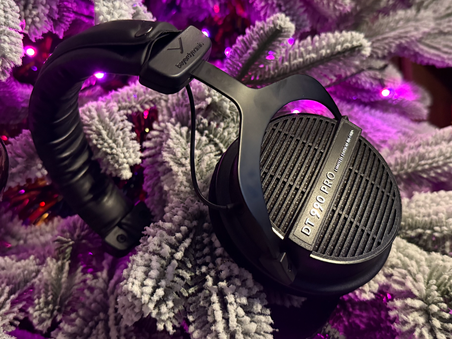 I'm a recording musician, and the Beyerdynamic DT990 Pro