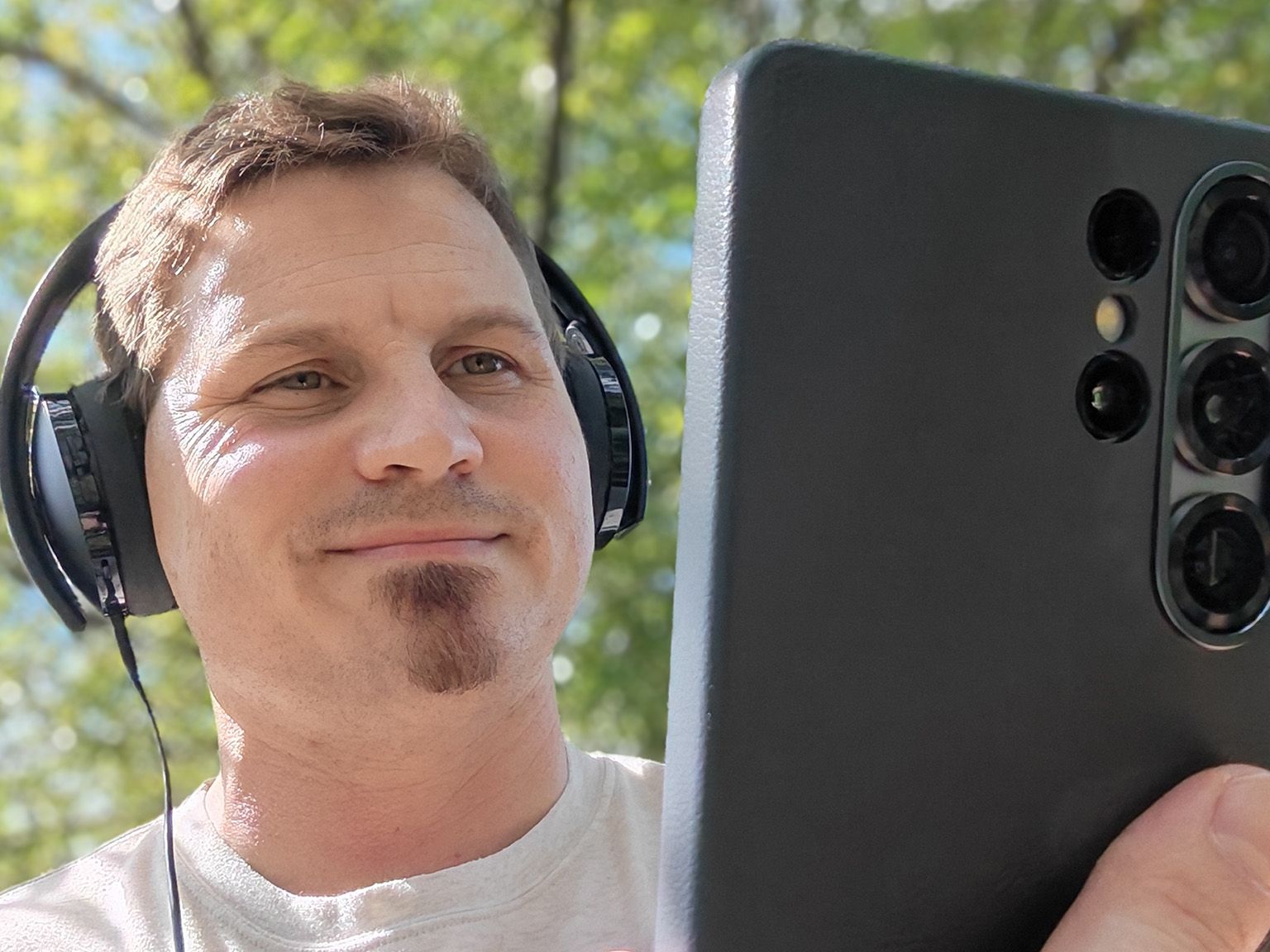 GALAXY S25 (音煒) P8BAR62VhBhdsZFqbU8vmL.jpg