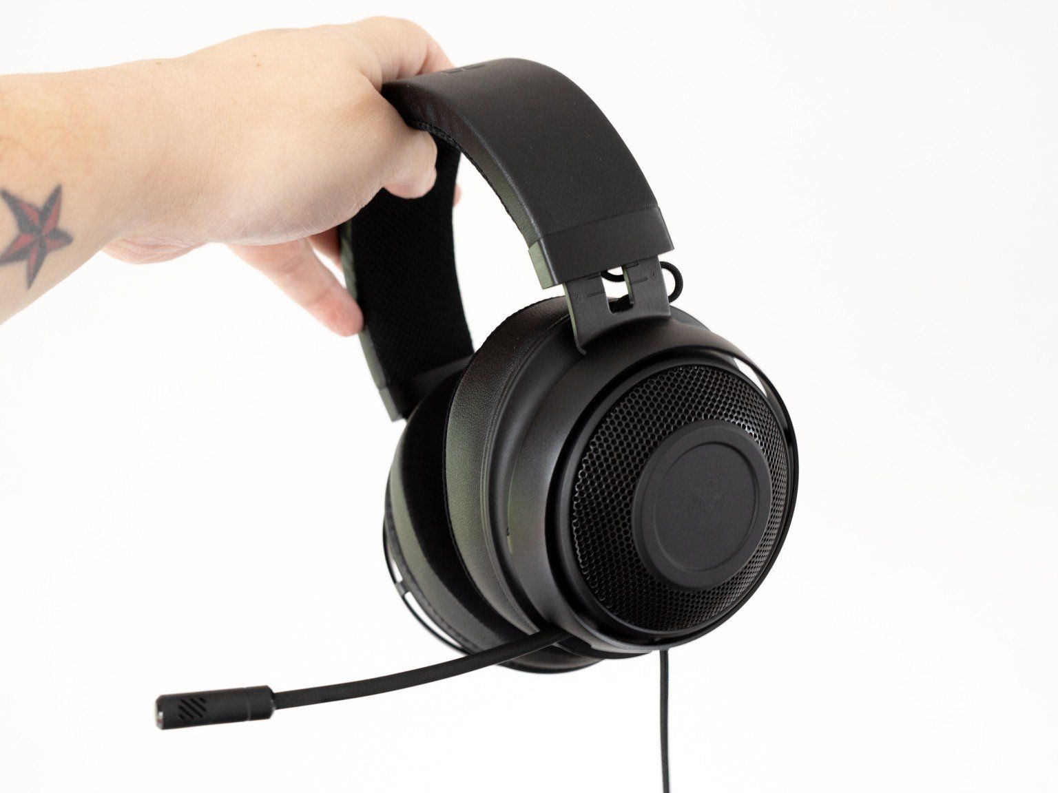 【新品】Razer KRAKEN TOURNAMENTEDITION BLACK Razer Kraken Tournament Edition Wired PC Gaming Headset