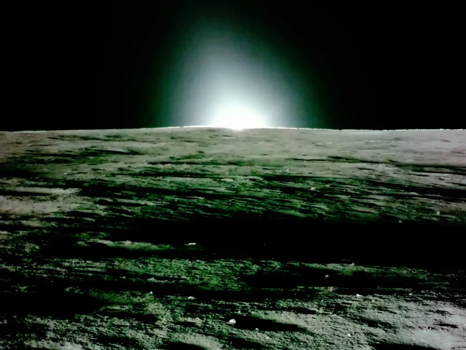 NASA reveals a sunset on the moon in high definition for the 1st