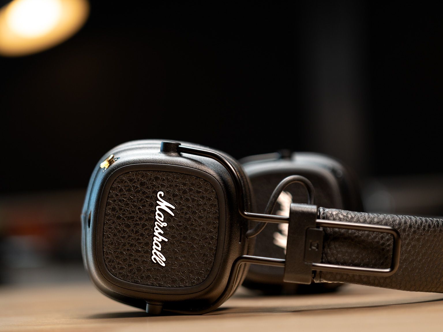 Marshall. マーシャル MAJOR Ⅴ black Amazon.com: Marshall Major V On-Ear Wireless Bluetooth Headphones