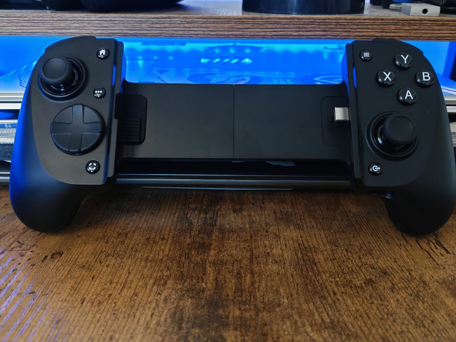 Razer Kishi V3 Pro review: “Razer's stubborn pricing throws a big