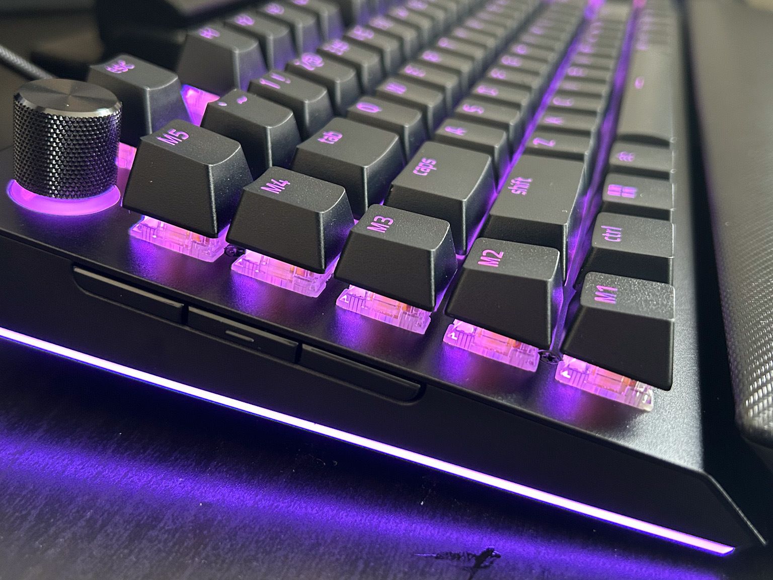 BLACKWIDOWV4キーボードとPBTKeycap Upgrade Set BLACKWIDOWV4キーボードとPBTKeycap Upgrade Set Razer PBT Keycap