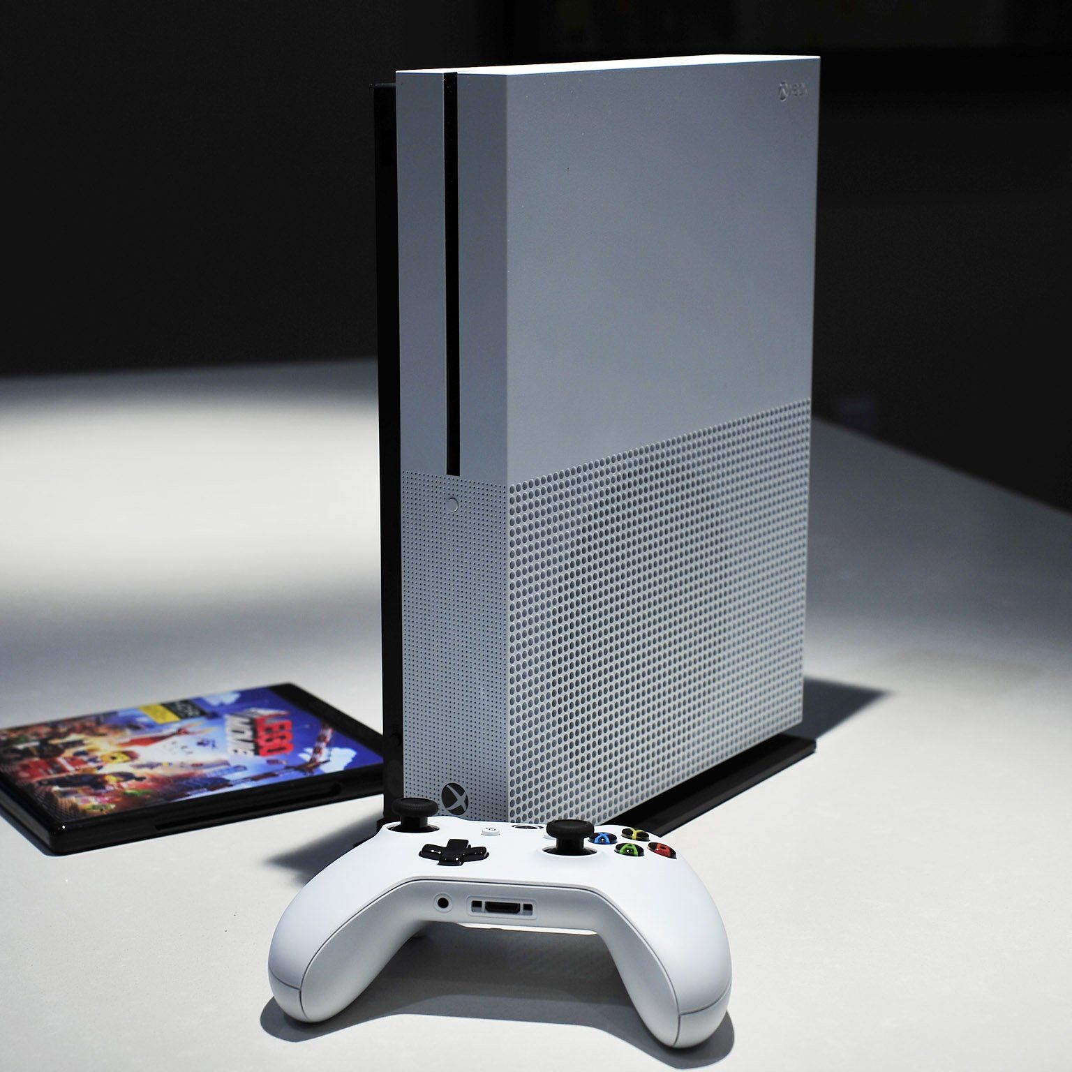 Xbox One S review: Smaller and better than ever | Windows Central