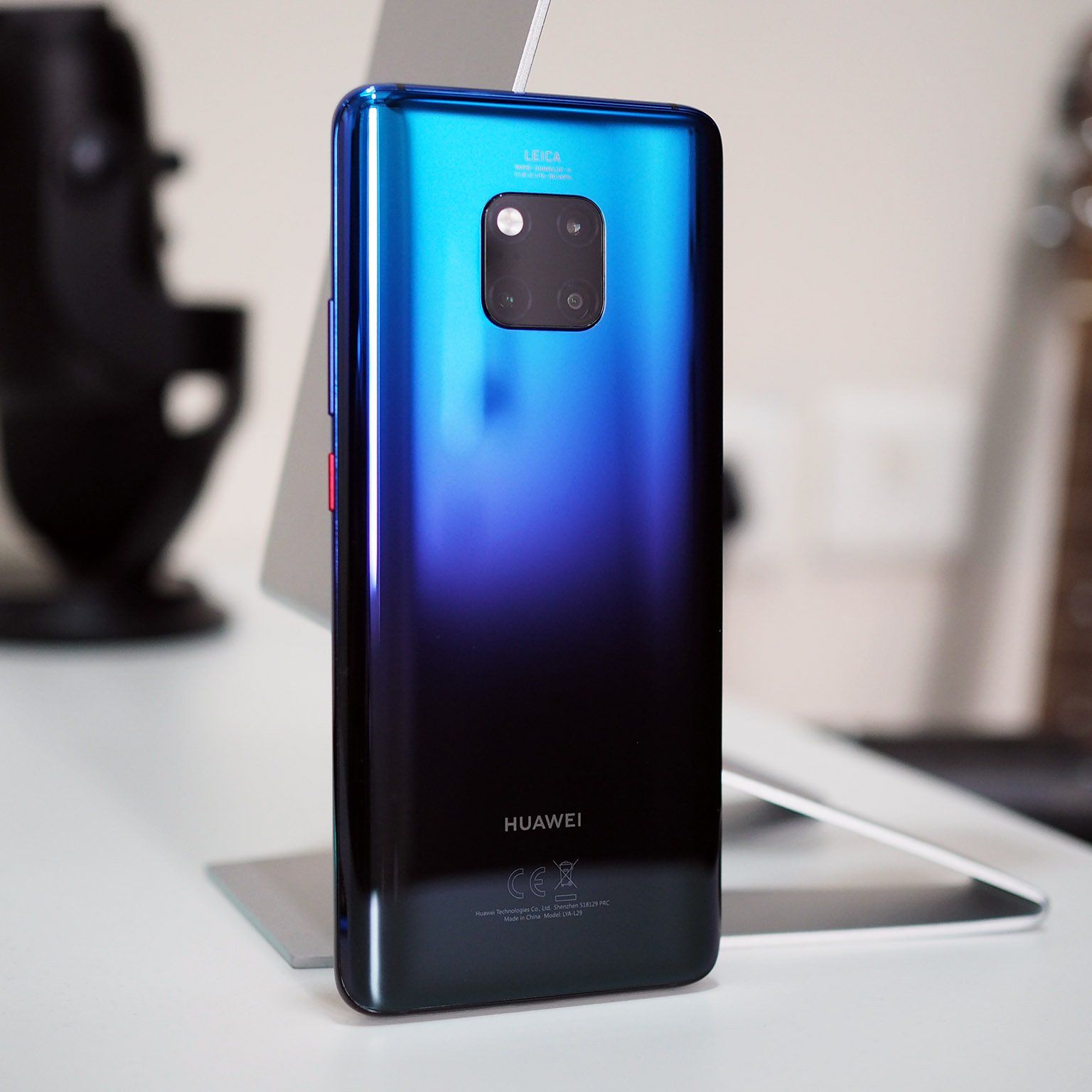 Huawei Mate　20　pro Huawei Mate 20 Pro review: a rapid, stunning, and feature