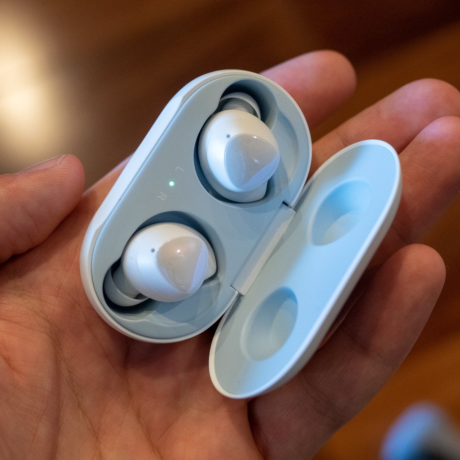 (おーちゃんさん専用)Galaxy Buds+  新品未開封品 ホワイト D7sbUMngM4JqtD9eFUrXjS.jpg