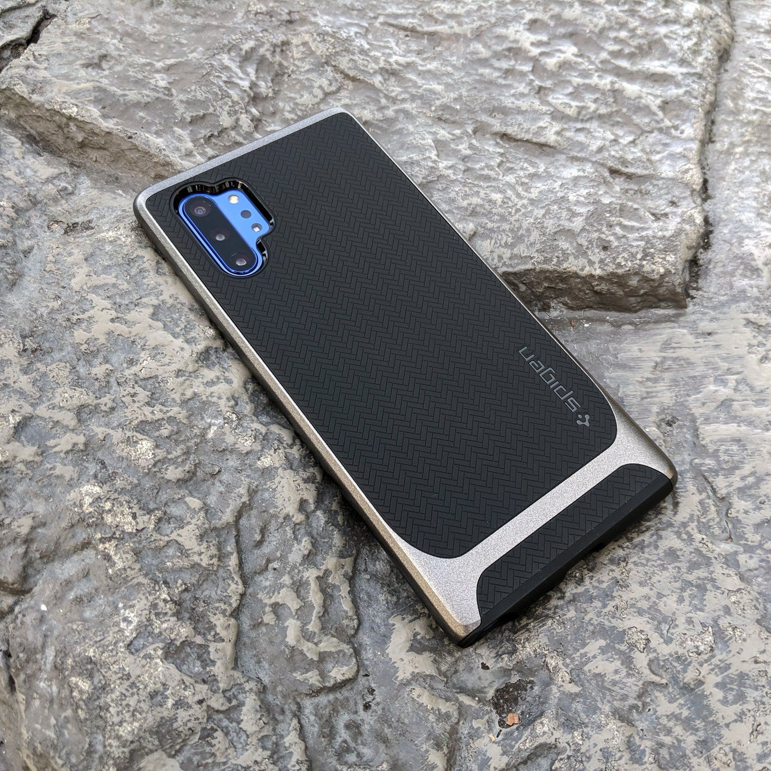 Spigen Neo Hybrid Note 10+ Case review: Herringbone is back, baby! |  Android Central