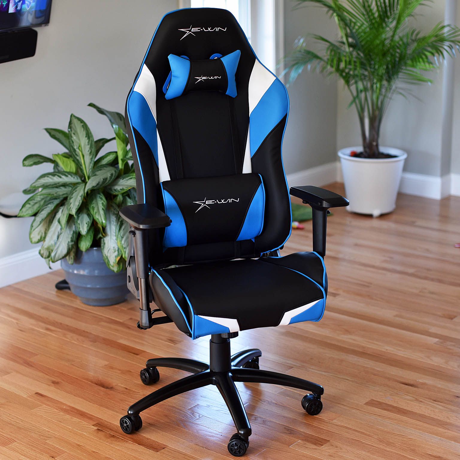 EWin Champion Series gaming chair provides comfort and flair for