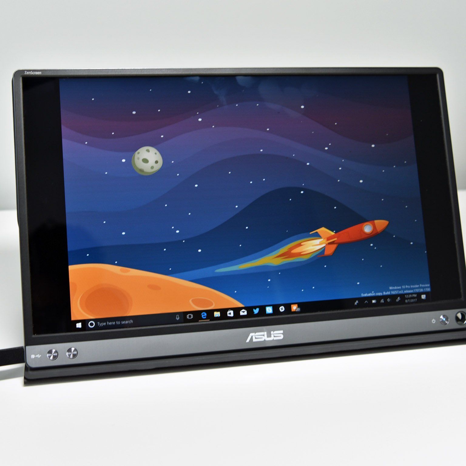 ASUS ZenScreen MB16AC ② Amazon.com: ASUS Zenscreen MB16ACV - 15.6 Inch FHD Laptop